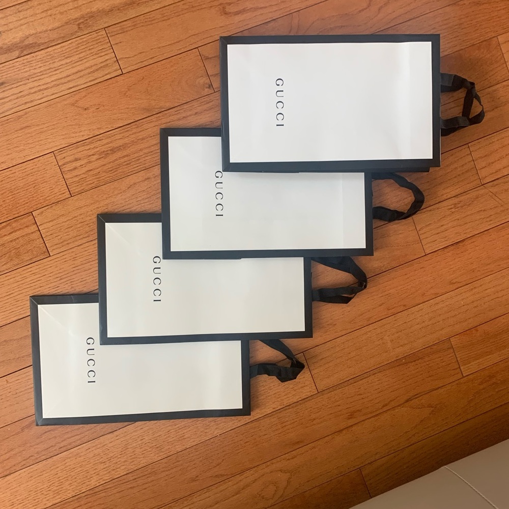 7 Gucci empty shoe boxes (5 white 2 green) - Picture 3 of 10